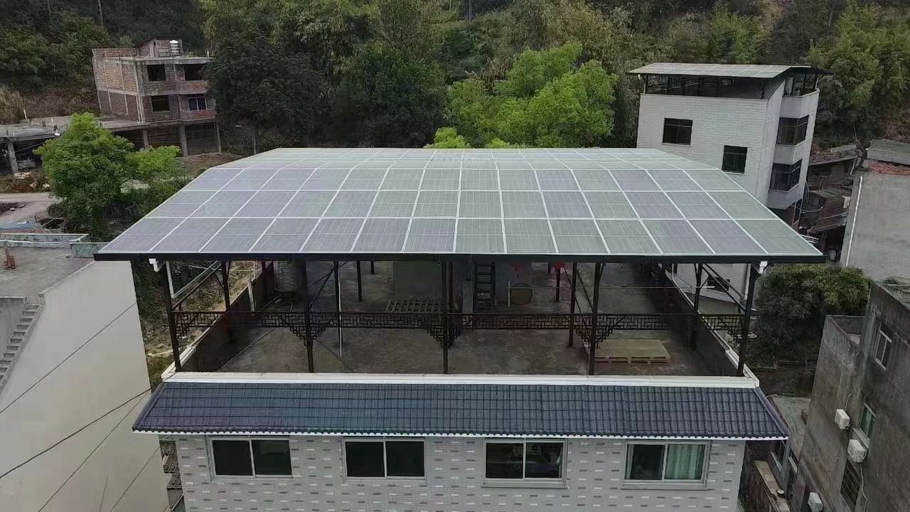 伊犁15kw+10kwh自建别墅家庭光伏储能系统